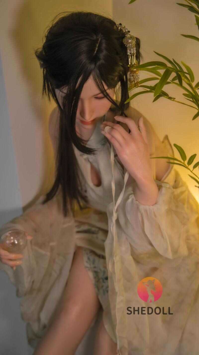 [SHEDOLL]ム|165cm｜Eカップ古典的美人・フローラルノースリーブ｜美白秘肌＆発熱+植毛｜オタクドリーム恋人